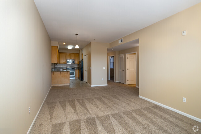 2BR, 1BA - 888SF - Park Lane Villas