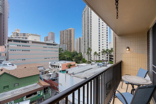 Building Photo - Modern, Fully Updated 1BR at the Gateway to Waikiki – ALL UTILITIES INCLUDED!