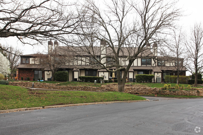 Building Photo - Indian Creek Woods