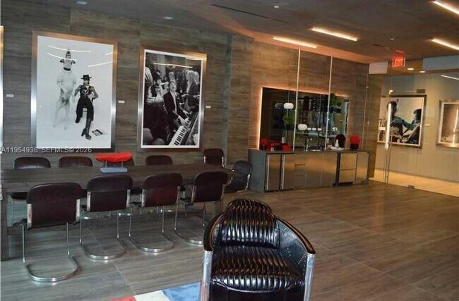 Building Photo - 1080 Brickell Ave