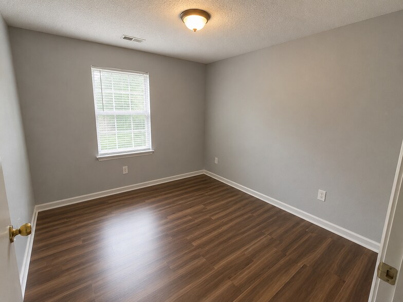 Bedroom 2 - 137 Angela Dr