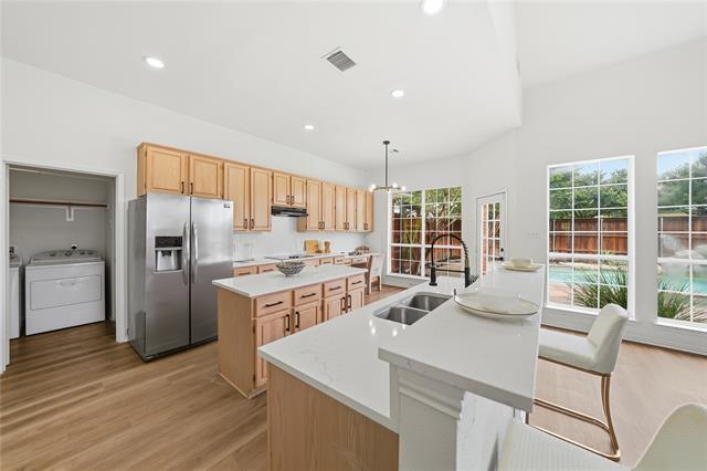 Building Photo - 101 Fontana Ct