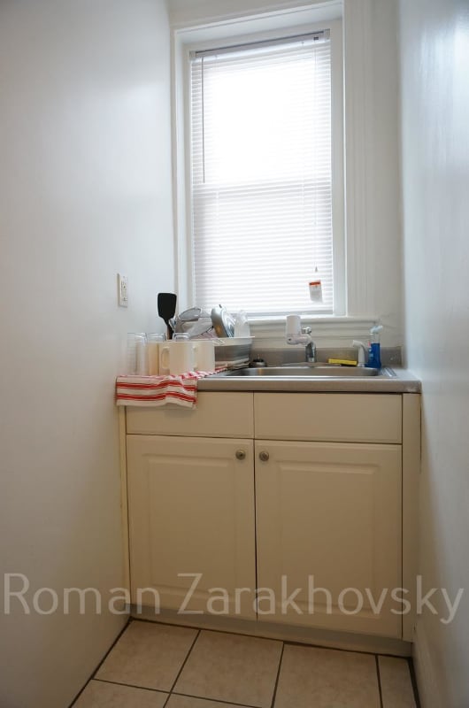 Building Photo - 110 Warren St