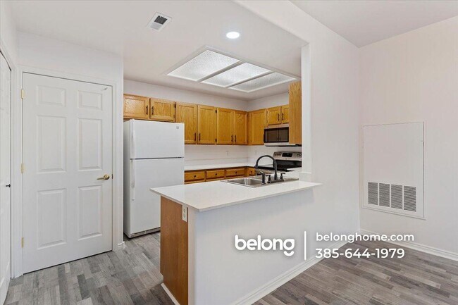 Building Photo - 3827 S Big River Wy