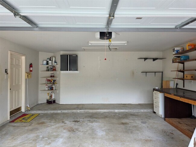 Building Photo - 19406 Stillhouse Dr