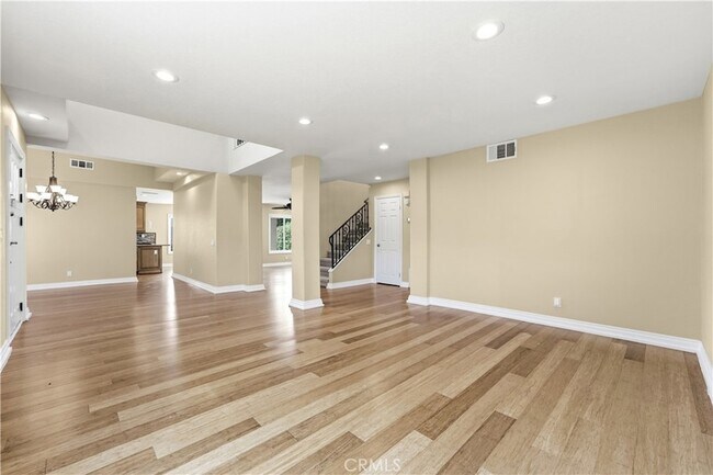 Building Photo - 31398 Isle Vista