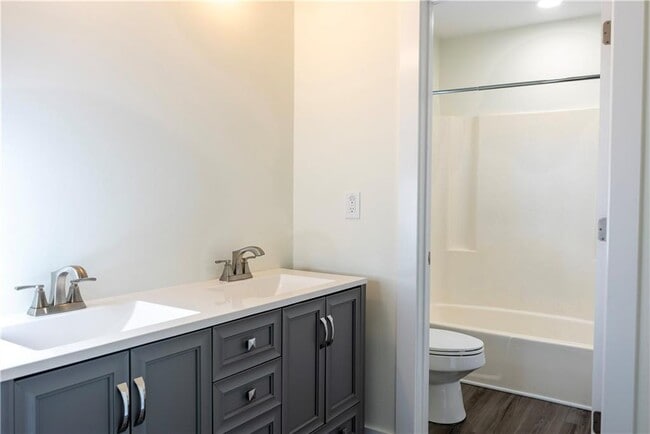 Building Photo - 5201 Sunset Trail