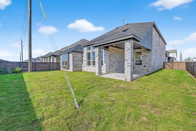 Building Photo - 3238 Kindred Wy