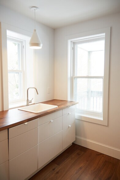 Building Photo - 508 Liberty St