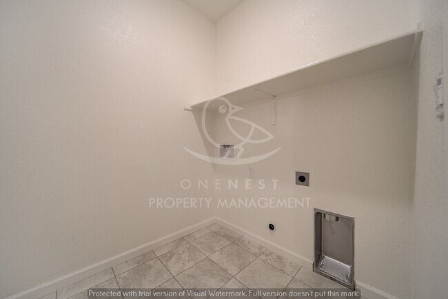 Building Photo - Gorgeous 3 Bedroom, 2 Bath Home In Twelve Bridges