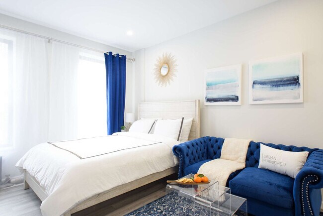 Building Photo - 240e E 75th St