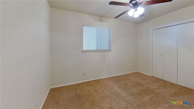 Building Photo - 1209 Westcott Dr