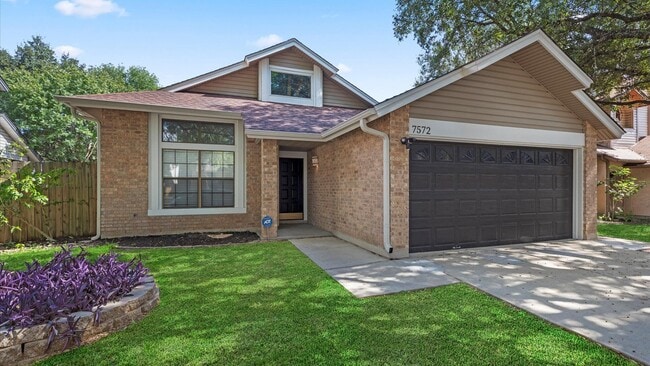 Building Photo - Parkwood