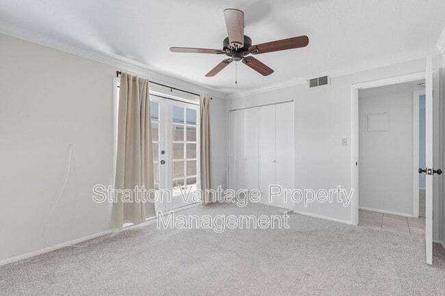 Building Photo - 4114 E Calle Redonda