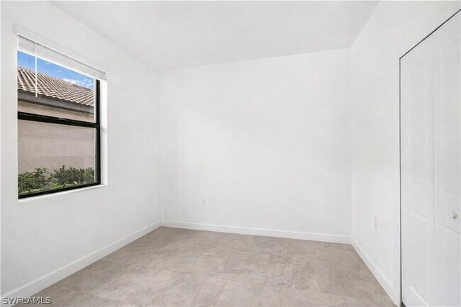 Building Photo - 18311 Ridgeline Dr