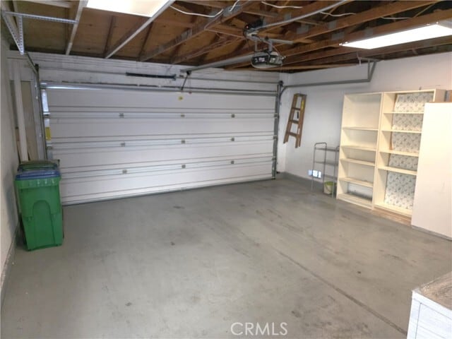 Building Photo - 388 Fallingstar