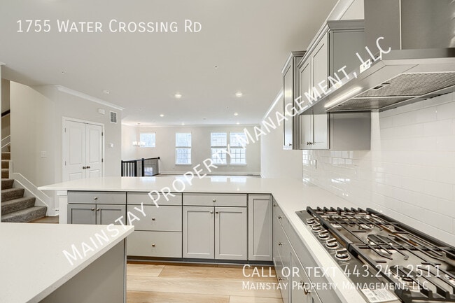 Building Photo - 1755 Water Xing Rd