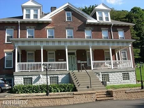 Building Photo - 2 br, 1 bath Apartment - 25 Main St B-2