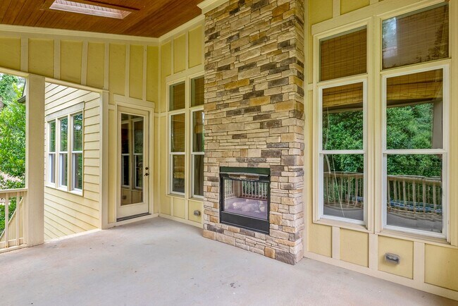 Building Photo - AVAILABLE NOW!  THIS STUNNING EUROPEAN STYLE HOME IS WAITING FOR YOU! COME SEE TODAY!