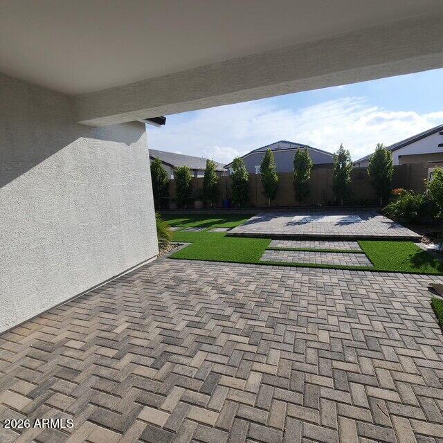 Building Photo - 40145 W Hillman Dr