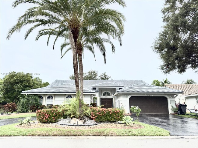 Building Photo - 5136 NW 99th Way