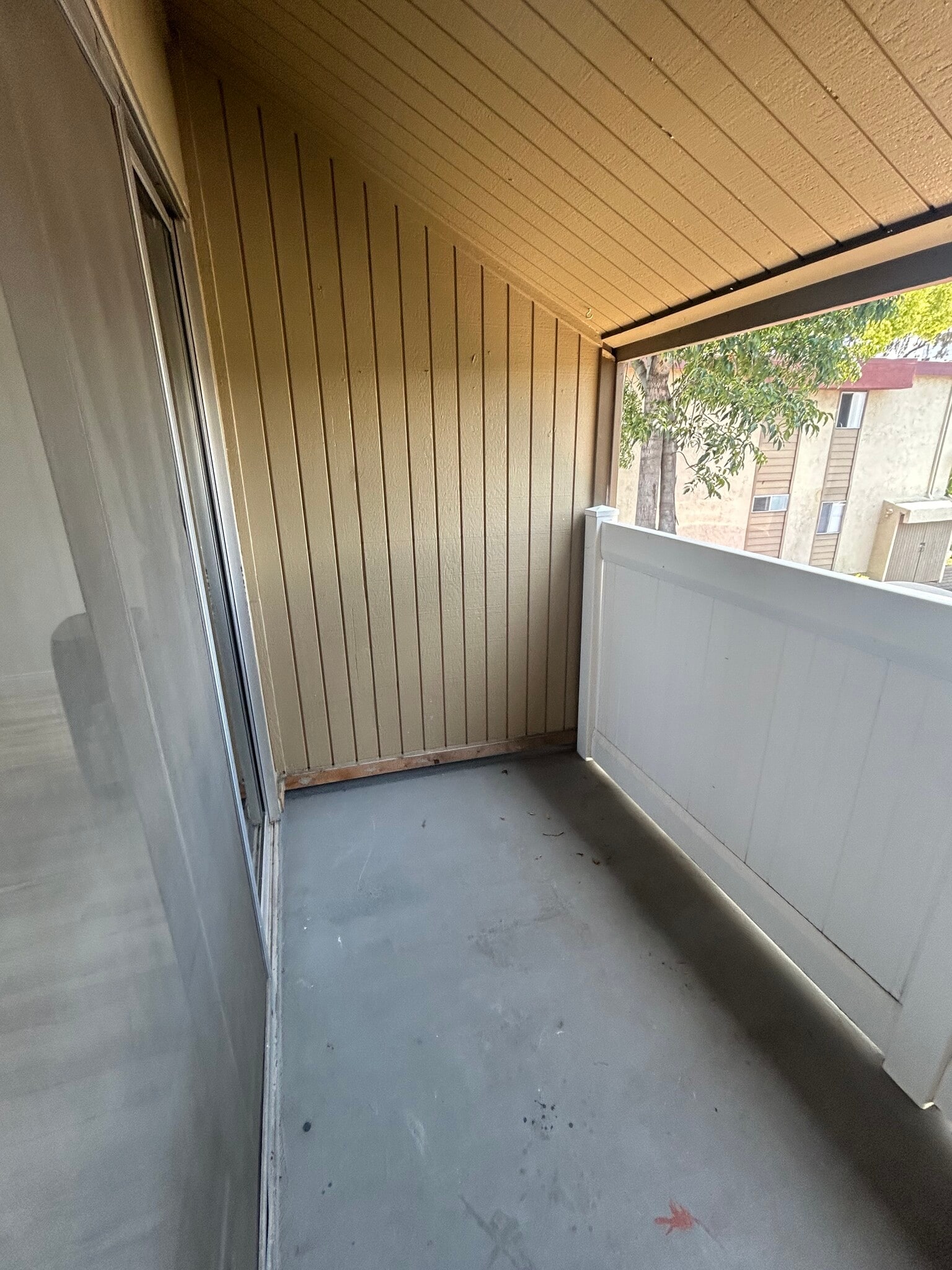 Balcony - 8022 Linda Vista Rd