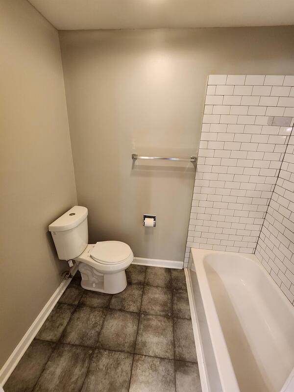 Building Photo - 67 Montre Square NW