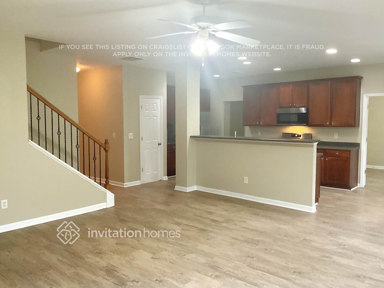 Building Photo - 655 Briarhurst Ct