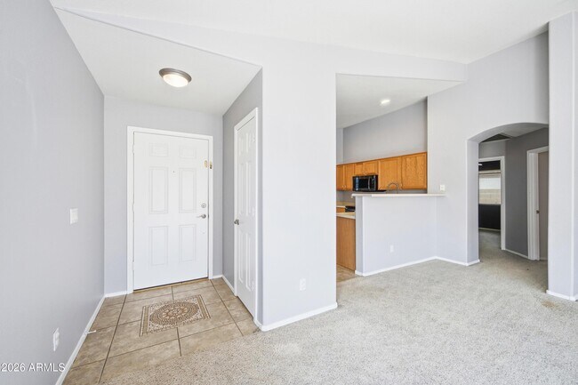 Building Photo - 12675 S 175th Ave