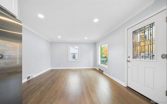 Building Photo - 4214 Berkshire Rd