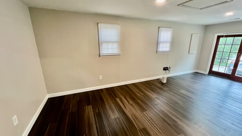 Building Photo - 15801 Atomic Ln