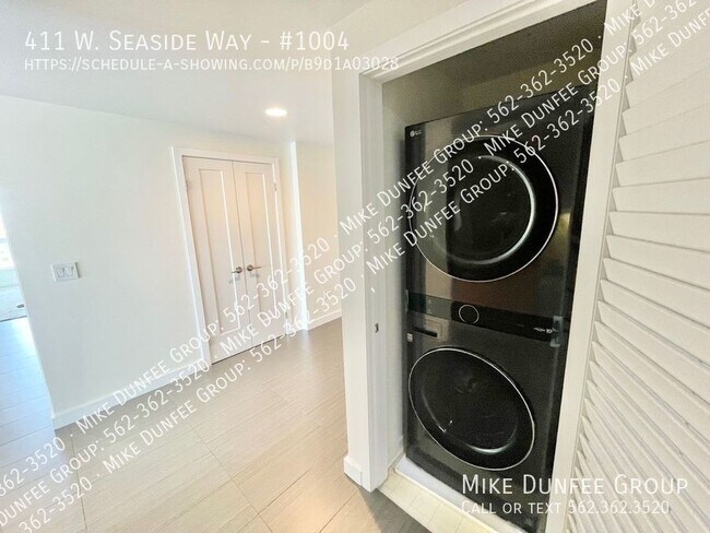 Building Photo - Downtown High-Rise 2 Bedroom at the West O...