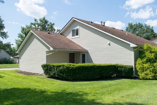 Building Photo - 2510MY