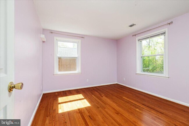 Building Photo - 716 Gafia Lodge Rd