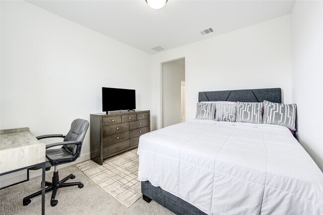 Building Photo - 31506 Copper Oaks Ct