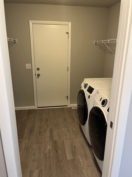 Building Photo - 2024 Tori Frost Dr