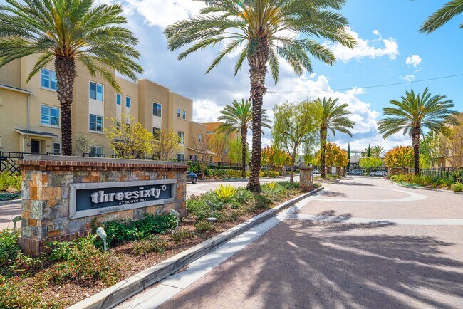 Building Photo - Ocean, #104