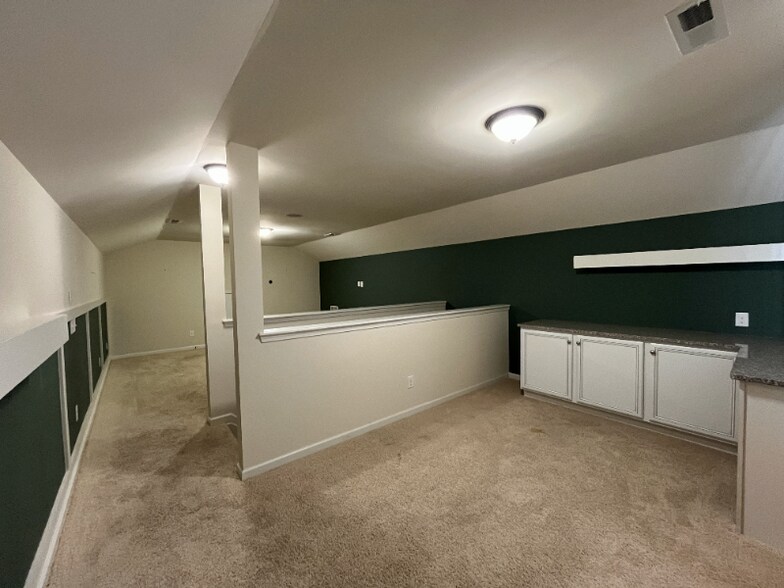 Building Photo - 105 E Neel Ranch Rd