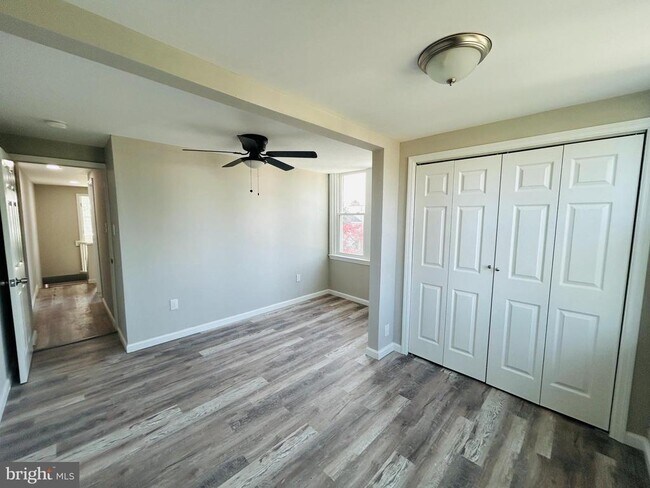 Building Photo - 326 Fountain St