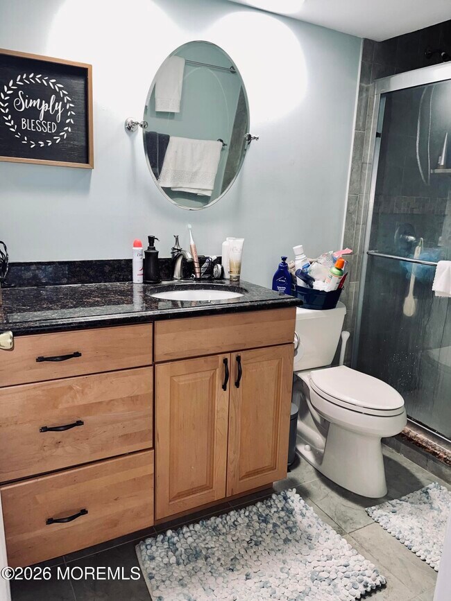 Building Photo - 398 Brookview Ct