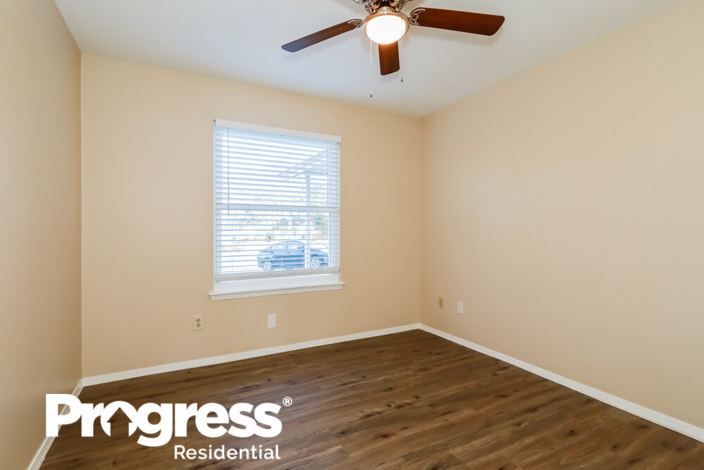 Building Photo - 2911 Justin Ct