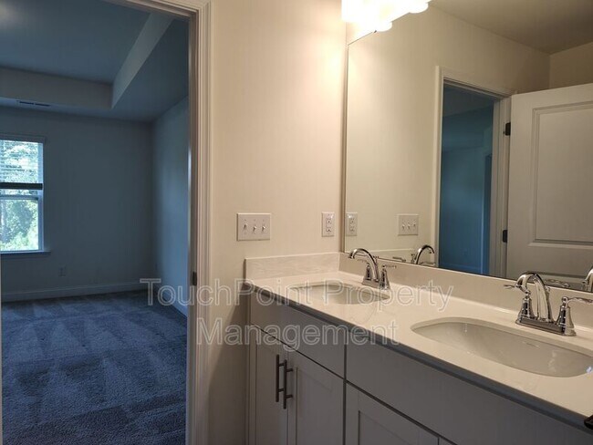 Building Photo - 1238 Pebble Grove Dr