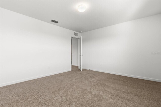 Building Photo - 11216 Sycamore Glen Loop