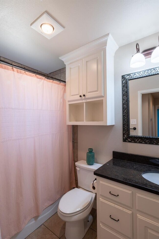 Building Photo - 7811 86th St