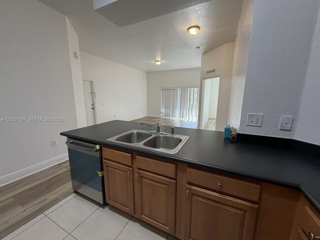 Building Photo - 3335 Palomino Dr