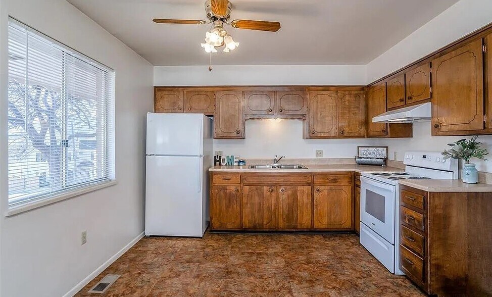 Building Photo - 104 N 25th St