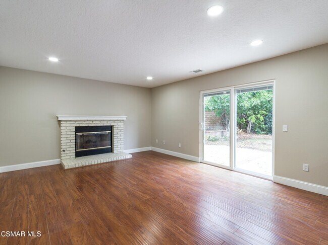 Building Photo - 382 Rockedge Dr