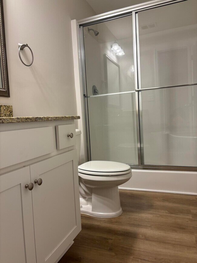 Building Photo - 2185 Stillpointe Dr