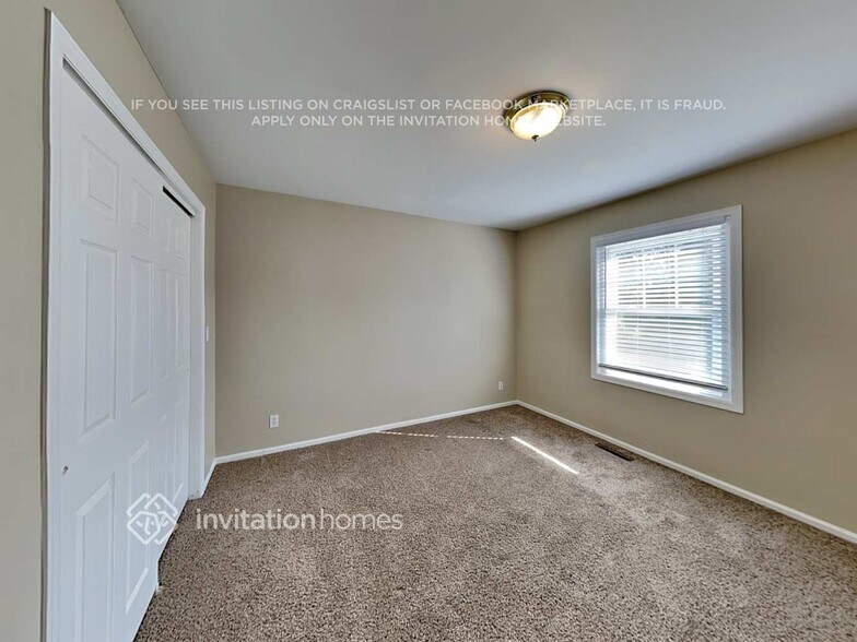 Building Photo - 330 Bayberry Ct