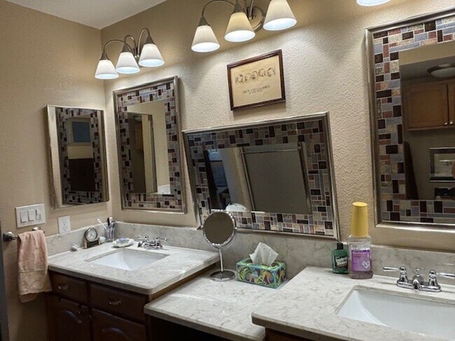 Building Photo - Welcome to this stunning 2-bedroom, 2-bathroom home, in Leisure World a 45+ Active Adult Resort C...